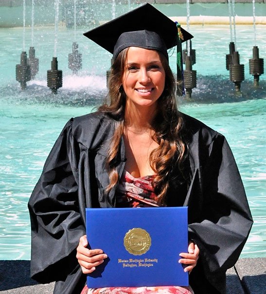 Erin Pierce-Magdalik has graduated with a degree in planning and environmental policy-disaster reduction and emergency planning from Western Washington University.