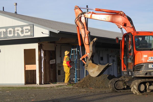 A Mukilteo general contractor has started prep work for a soil and groundwater cleanup project at the Deception Pass Marina at Cornet Bay. The general store will be moved for cleanup on the property on Jan. 2 or 3.