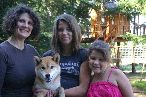 Kris Rodden with her daughters Jaime and Sarah and the family dog
