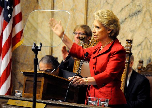 Gov. Christine Gregoire gives the State of the State address Tuesday in Olympia.