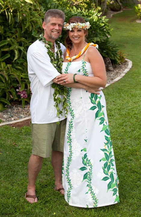 Mark Helpenstell and Tisa Seely joined hands in marriage in Kaneohe