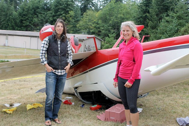 Bayview residents Kelly and Roschele Neu helped rescue a Stanwood man from a plane crash Sunday afternoon.