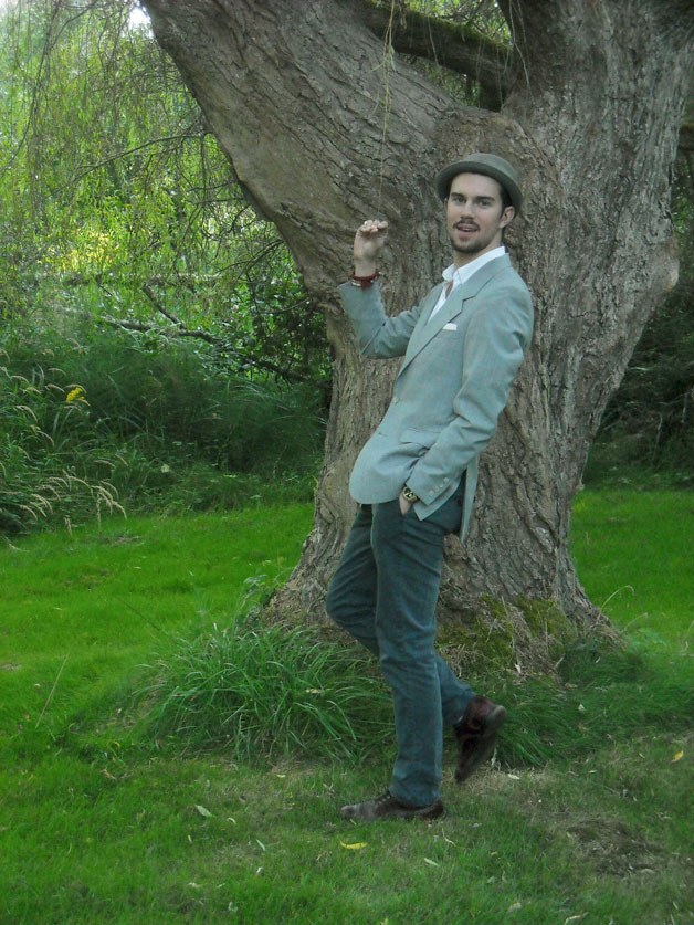 Max Cole-Takanikos stars in an “Evening of Dylan Thomas” on Saturday