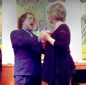 Gino Lucchetti serenades Flay Wahl