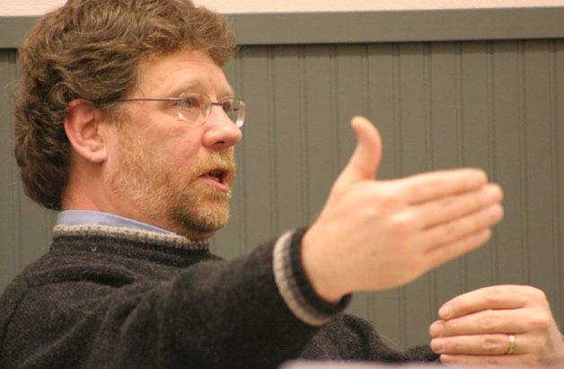 South Whidbey School Board Chairman Rich Parker talks about the job search at Wednesday’s workshop.