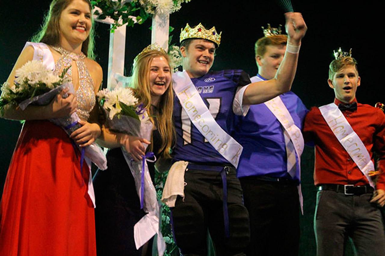 King, Queen crowned on Homecoming Night