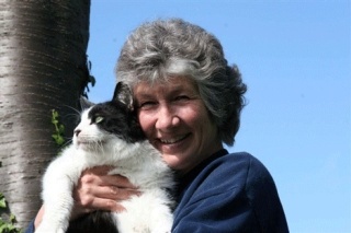 Linda Fauth is nominated for Animal Planet’s Cat Hero Of The Year. People can still vote for her online.