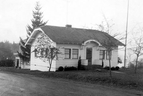 The original portion of the Langley Library at Second Street and Cascade Avenue