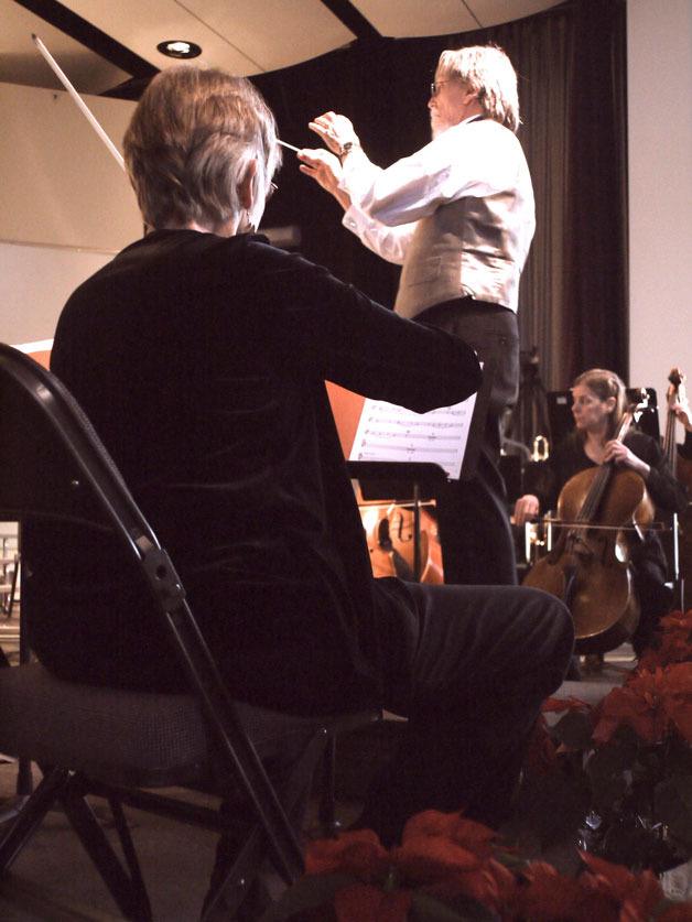 Legh Burns conducts the Saratoga Chamber Orchestra during the holiday season in 2010.