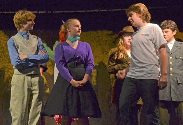 Caelen Coe as Ichabod Crane