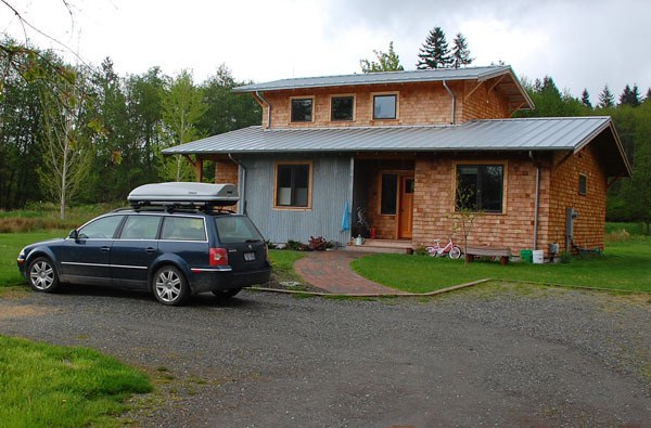 Decisions Langley Mayor Larry Kwarsick allegedly made concerning the home of a family member while he was the city’s planning director have resulted in a whistleblower complaint and the City Council recommending the issue be reviewed by the Island County Prosecutor’s Office.