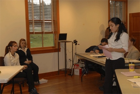 Martha-Rocio Gil-Osorio assumes the role of a defense attorney and questions Dalienne Landers