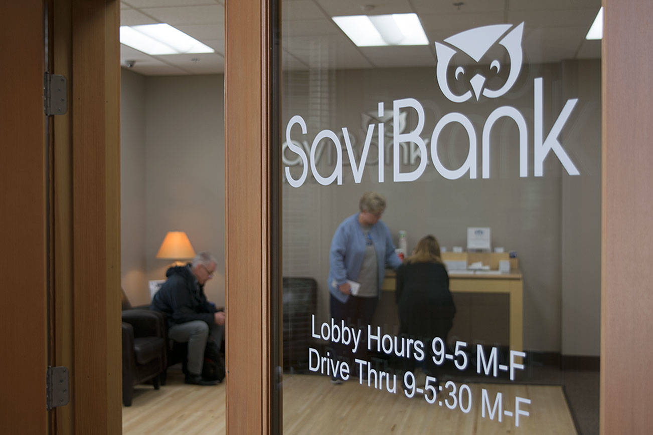 SaviBank opens branch in Freeland