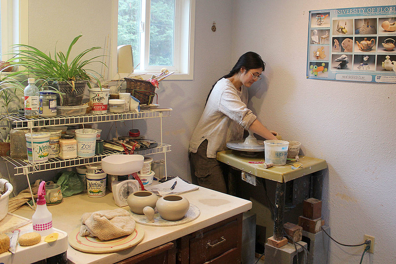 Island artists throwing first holiday pottery sale South Whidbey Record