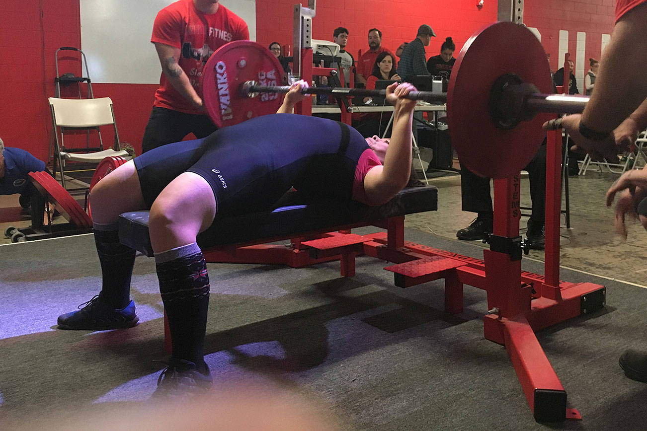 Islander muscles way into national powerlifting meet