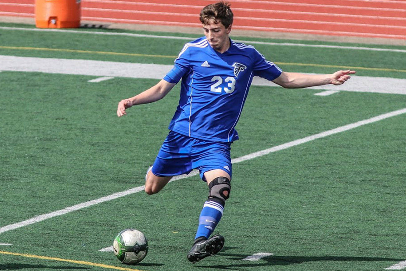 Smith receives first-team, all-state honors / Soccer