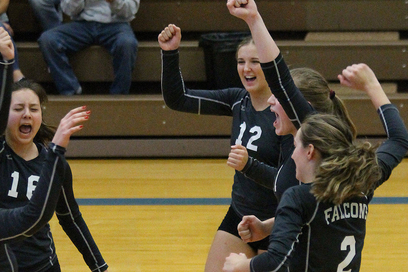 South Whidbey rallies to cut down Cedar Park / Volleyball