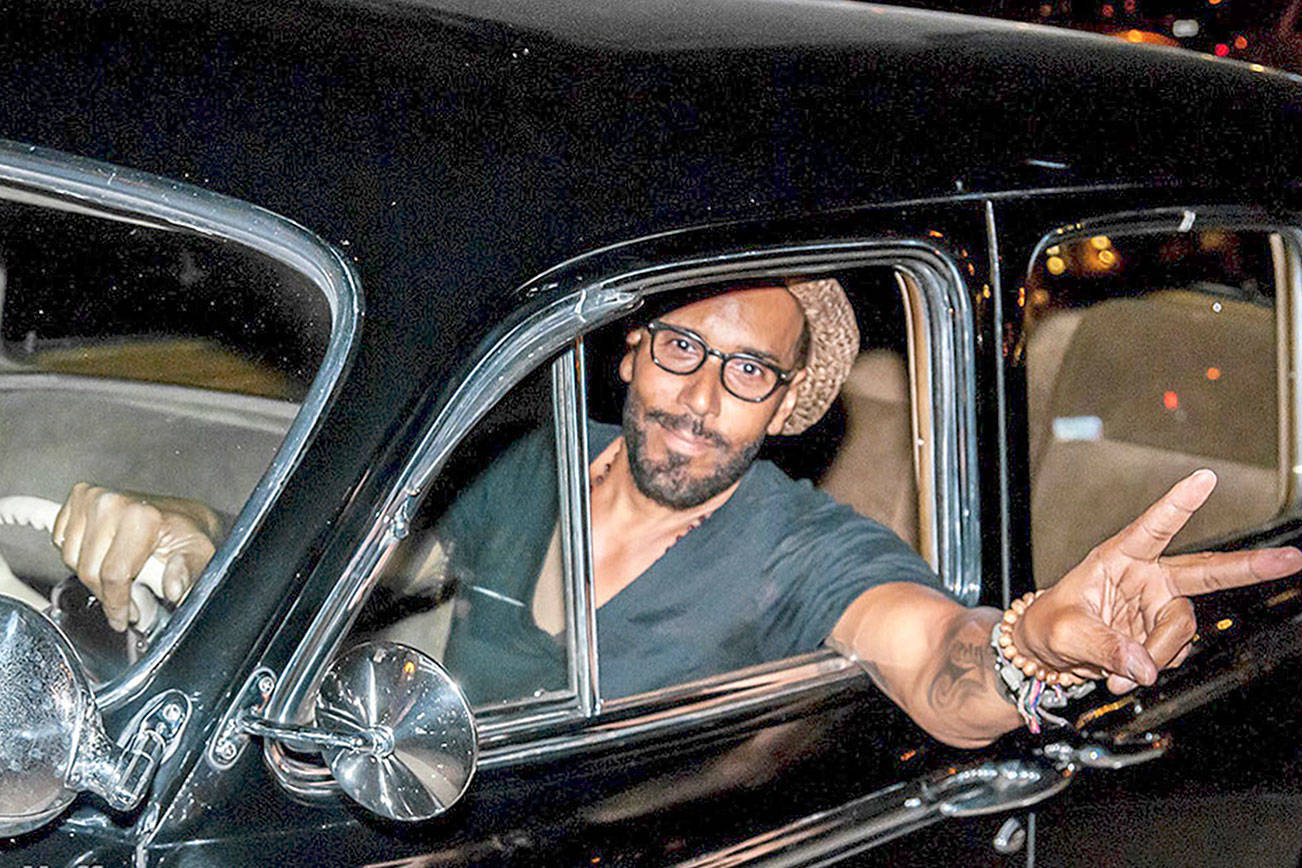 LeRoy Bell back on Whidbey Jan. 19