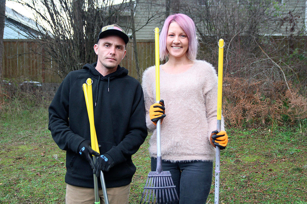 Pooper Troopers swoop in, scoop up South Whidbey Record