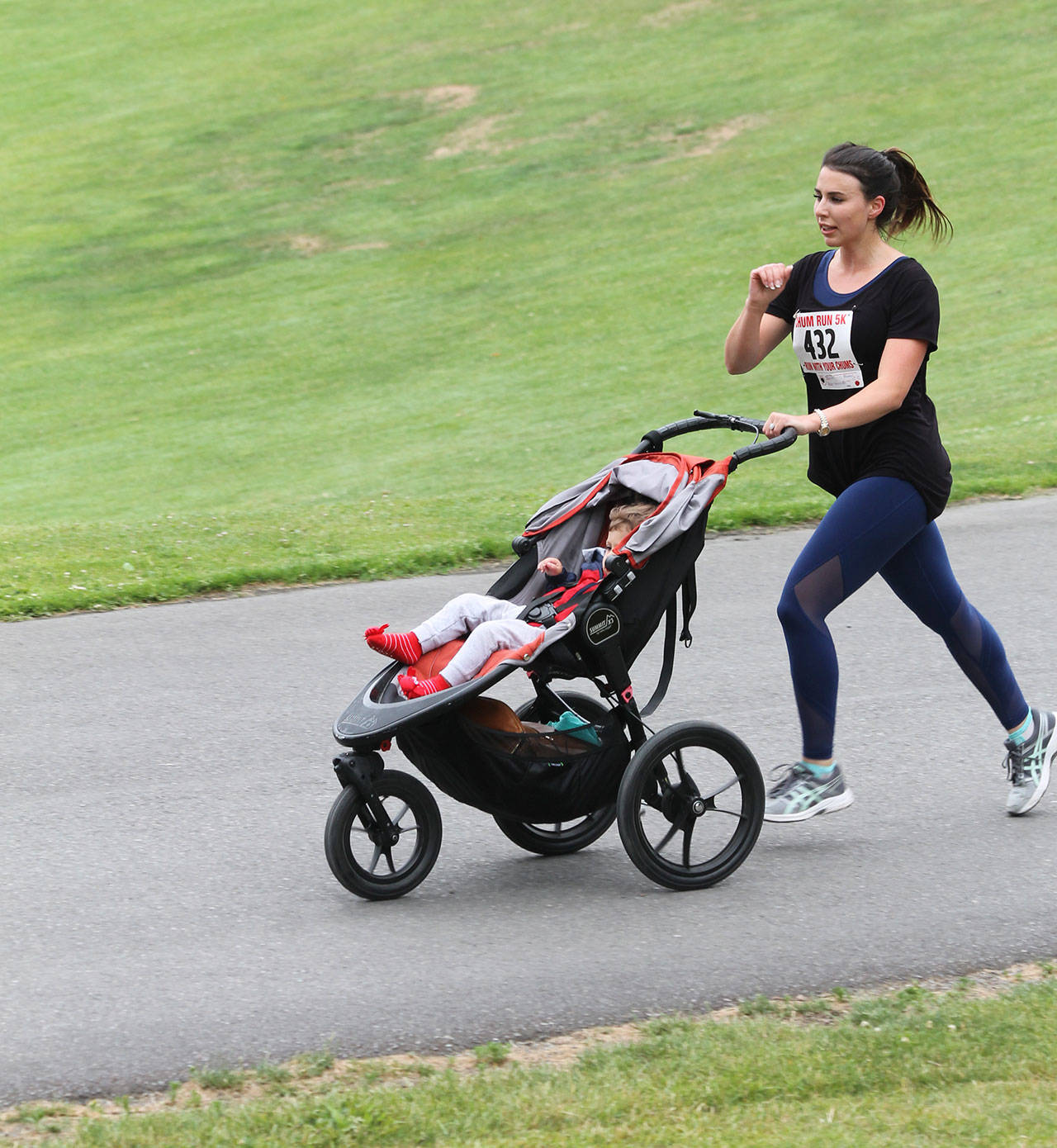Shanea Trevino competes with son Edgar along for the ride.(Photo by Jim Waller/South Whidbey Record)