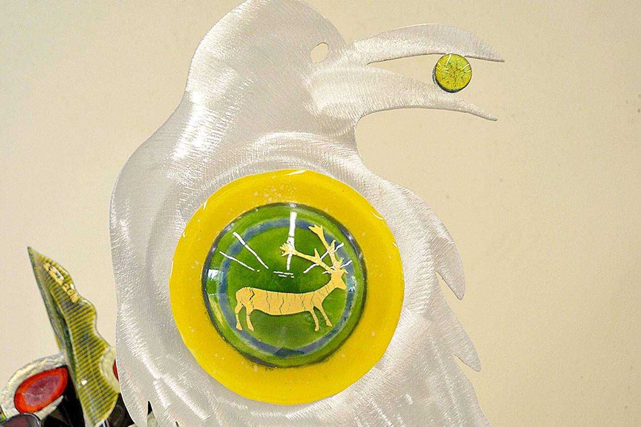 Glass guild fuses art, science in new show