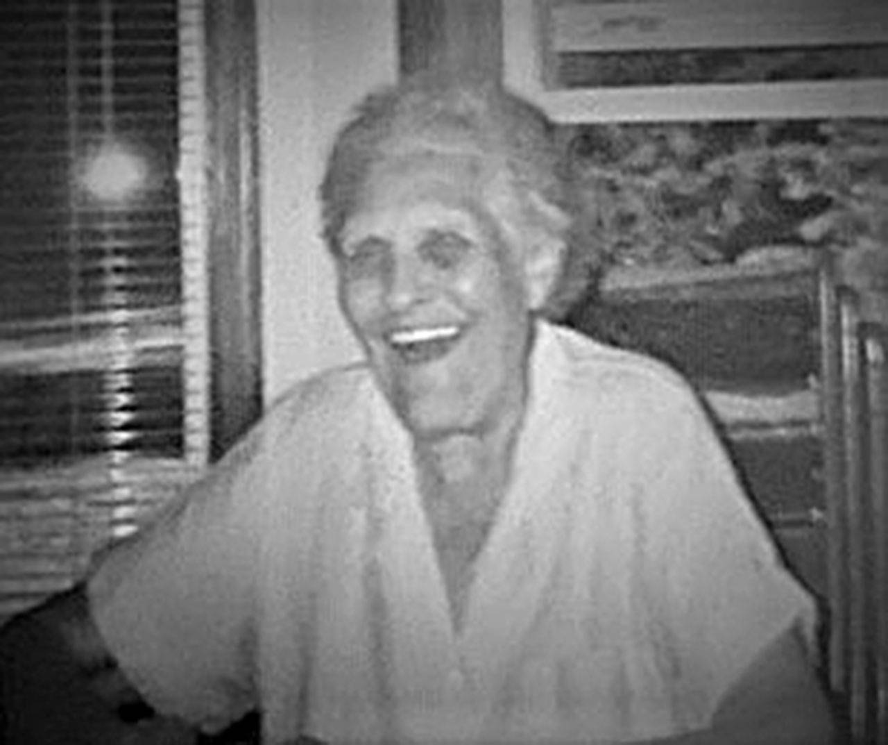 Helen Louise Earl: June 3, 1921 - Oct. 8, 2019