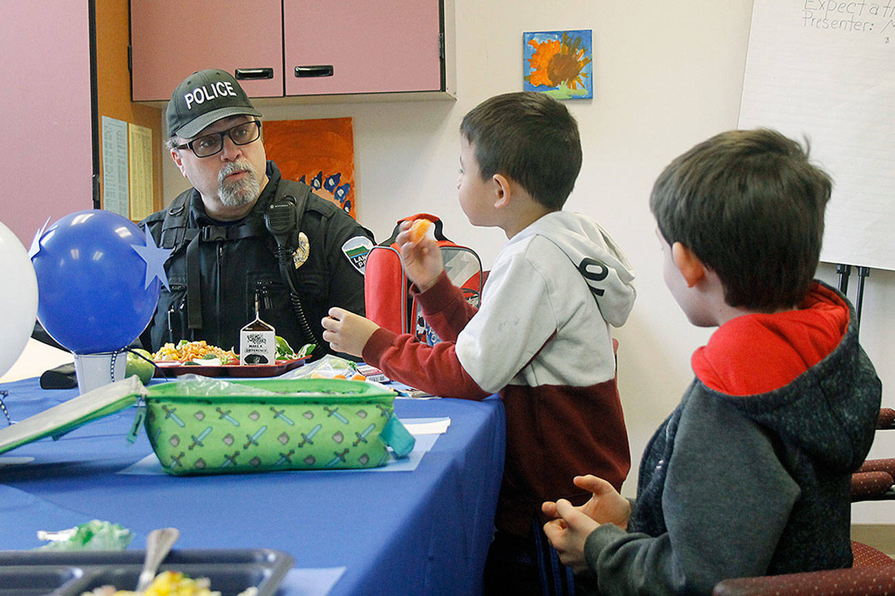 Langley police chief lunches with select few of city’s smallest citizens