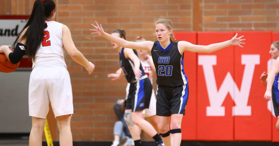 Falcons can’t overcome poor start / Girls basketball