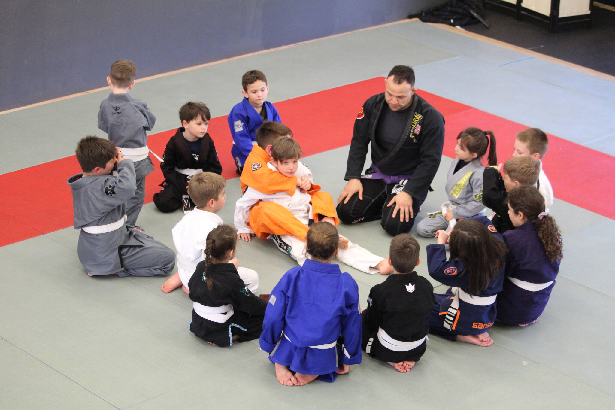 Photo by Karina Andrew/Whidbey News-Times
Jules VonDoom teaches the children’s Jiu Jitsu class.