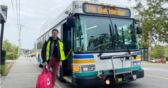 After riding Island Transit for 15 years, from three different homes and two different job sites, Rebekah is a pro, and often helps others in their travels.