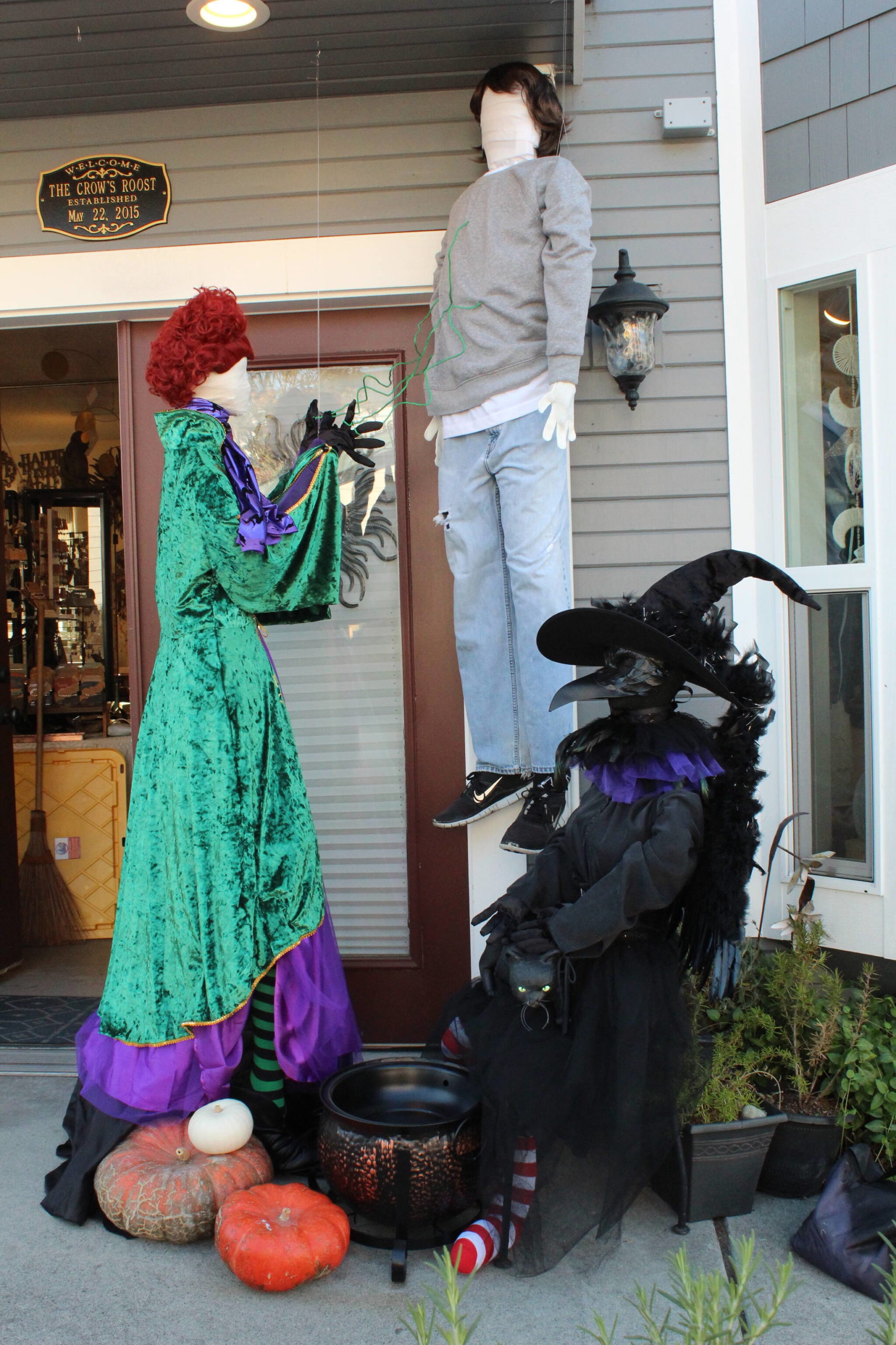 Photo by Karina Andrew/Whidbey News-Times
The Scarecrow Trail display outside of Crow’s Roost portrays a scene from the 1993 Halloween classic “Hocus Pocus.”