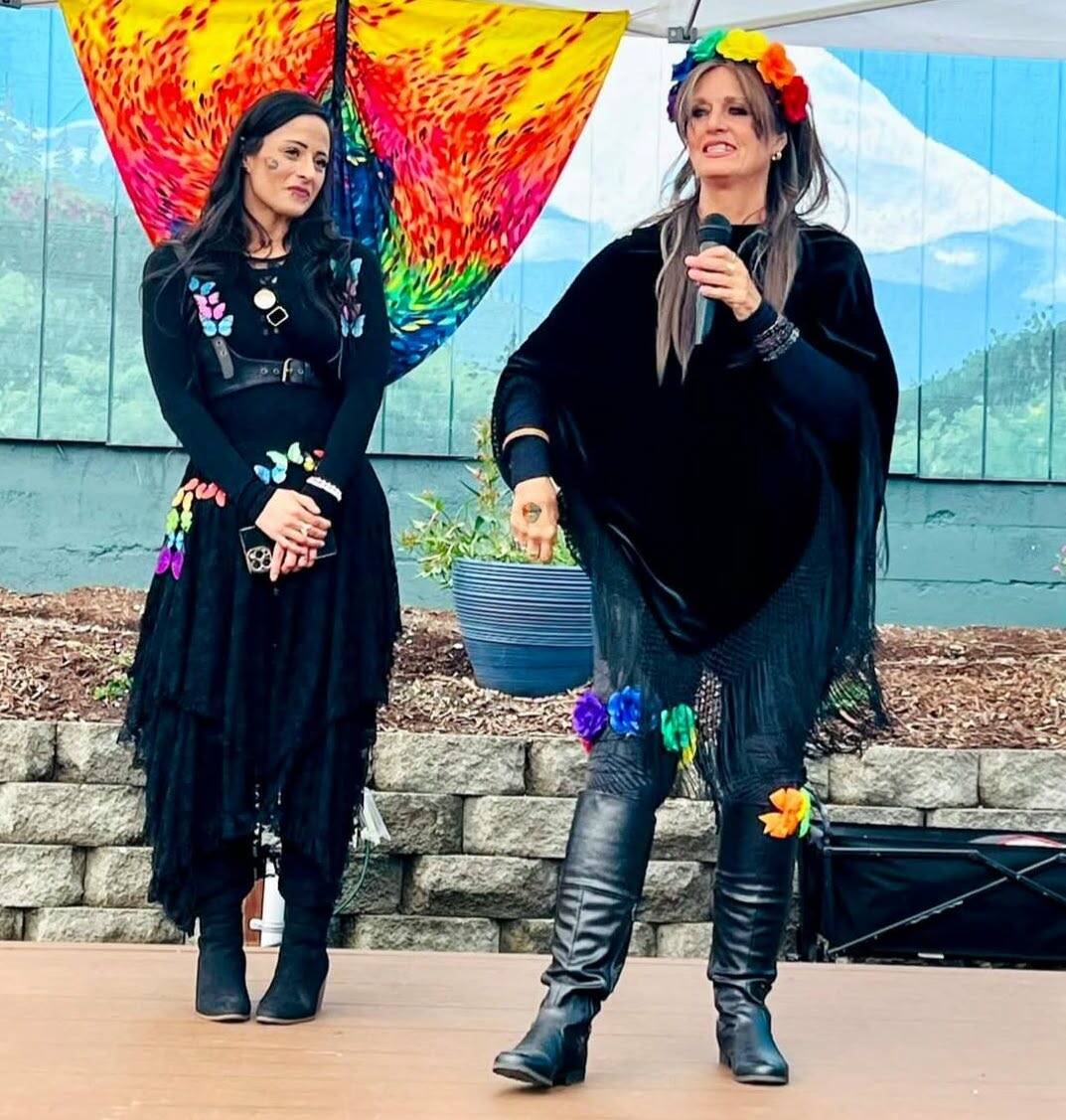 Ameina Qazi and her mother, Aysha Qazi, took the stage at Buskers Corner. (Provided by Ameina Qazi)