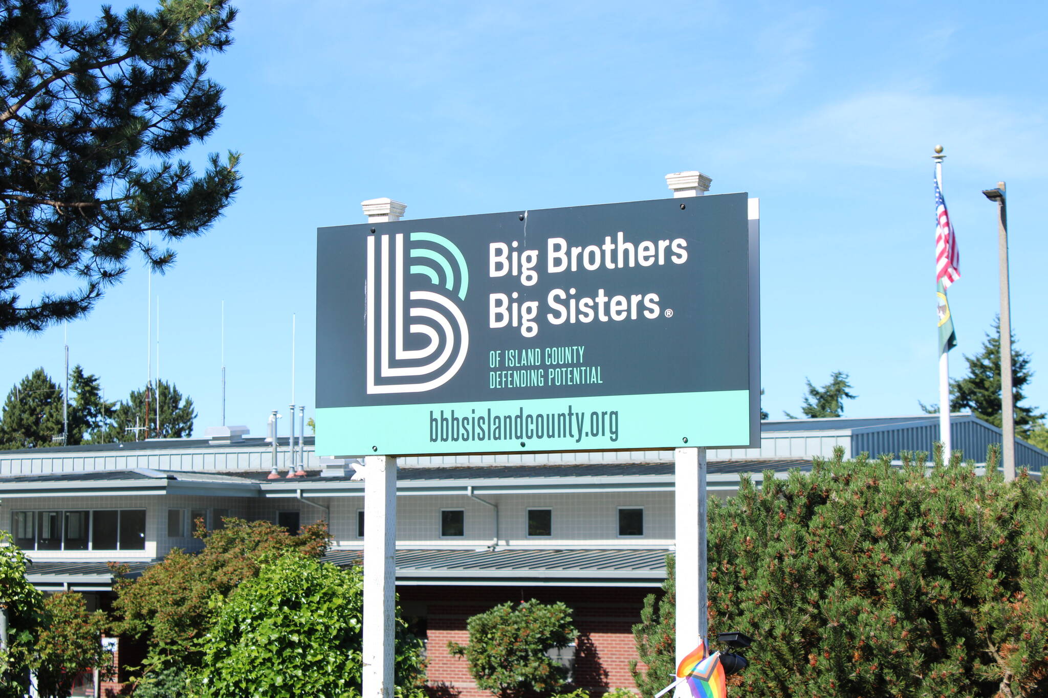 Photo by Allyson Ballard
The Big Brothers Big Sisters of Island County sign outside their office.
