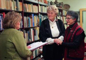 Coupeville Mayor Nancy Conard leads Grethe Cammermeyer