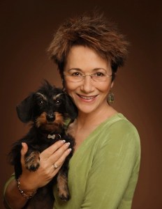 Novelist and Langley resident Elizabeth George will speak at the seventh annual All-Whidbey Book Groups Gathering.