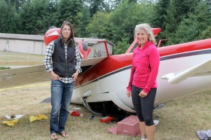 Bayview residents Kelly and Roschele Neu helped rescue a Stanwood man from a plane crash Sunday afternoon.