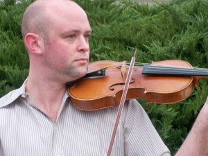 Teo Benson brings the Seattle Freelance Soloists to Whidbey Island for a mid-winter concert at 7 p.m. Sunday