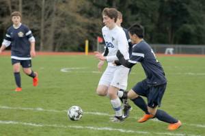 Eagles unable to hang with high-powered Falcon offense