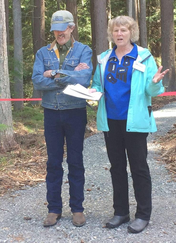 Trillium trailhead, parking lot opens to public