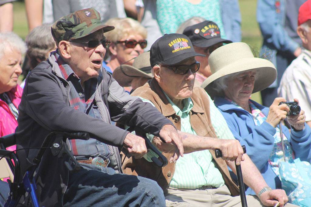 Memorial Day service pays tribute to local heroes