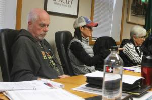 Public meeting law violation? Council discussed city business at a social club, councilman says