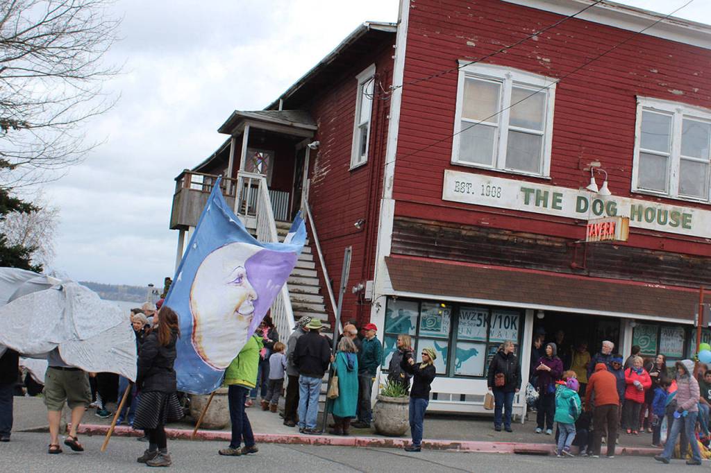 The tail of the big gray whale used in many parades comes to the whale bell park where a musical celebration takes place. The two-day festival includes childrens activities, educational presentations and a beach clean-up.