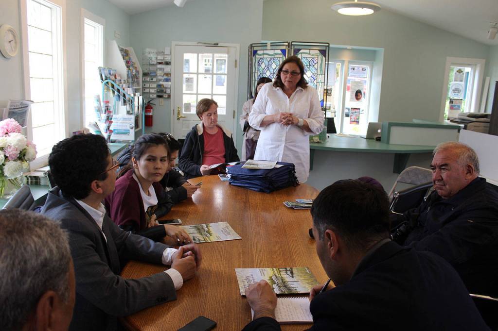 Uzbekistan government officials met with Inge Morascini, who heads the Langley Chamber of Commerce, to learn about tourism.