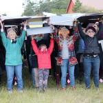 Hundreds rally against jet noise