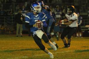Falcons blitz Coupeville in Bucket game / Football
