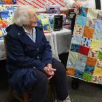 Mayer spreads Christmas warmth, cheer