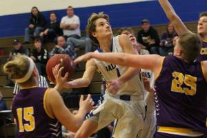 South Whidbey wins 2; Washington wins 100 / Boys basketball