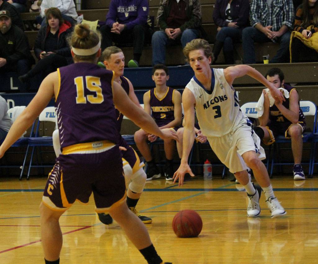Kody Newman attacks off the dribble Saturday.(Photo by Jim Waller/South Whidbey Record)