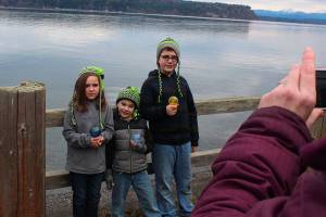 Sea Float Scramble over in a flash of glass