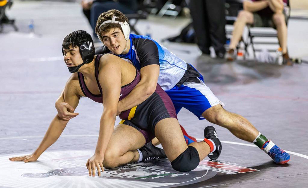 OBrien and Cle Elums Salvador Zamora.(Photo by John Fisken)